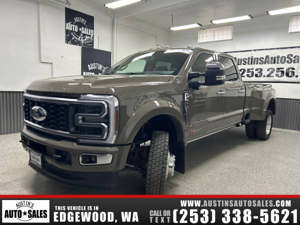 2026 Ford F-450 Super Duty - Photo 3