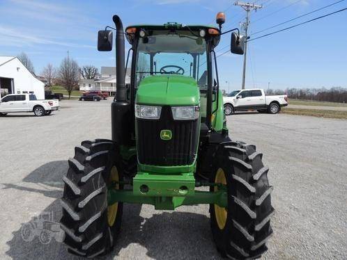 Essential. tractor .2O22J0HNDEERE 1
