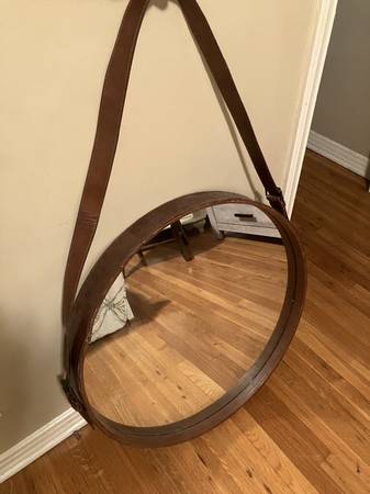 round mirror 1