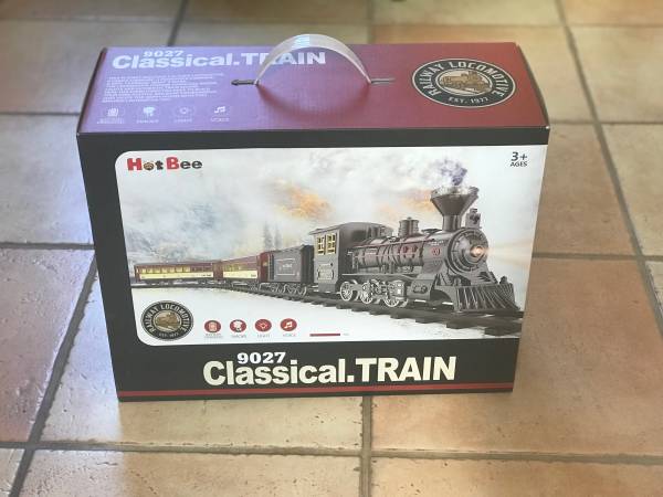 Hot Bee Model train set 9027 Classical Train Railway 1