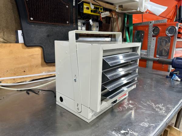 Dayton 220V Electric heater NEW 1