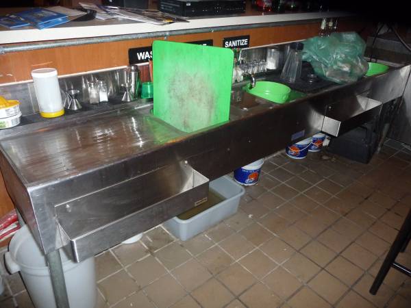 Bar  Sink  9ft. 1
