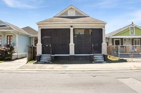 $229 / 5br - 1872ft2 - Double Duplex House for sale (New Orleans)63792094470147121