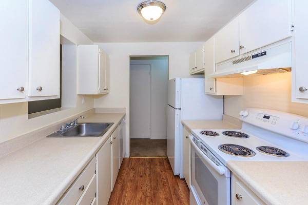 Inviting 2 BR w/ Extra Storage & Modern Finishes - Tour Today! 1