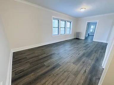 $1,070 / 3br - Modern Apartment in Portage Park! (Chicago, IL)63688333237635123
