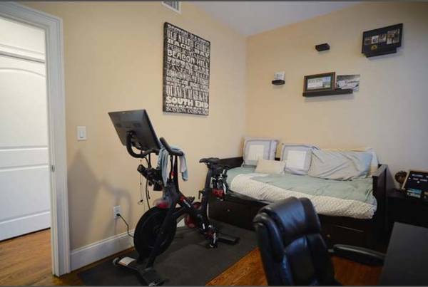 $2,995 / 2br - East Boston 2 Bed/2 Bath Condo | Near Airport Station63620449152385124