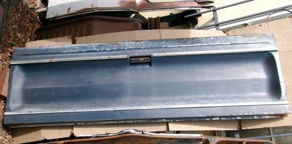 1972-80 D100 W150 TRUCK TAILGATE - dodge 1