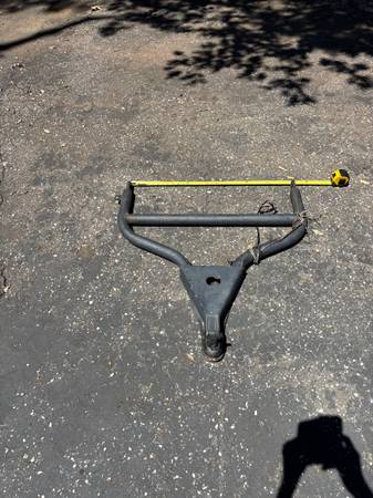 Vehicle tow hitch 1