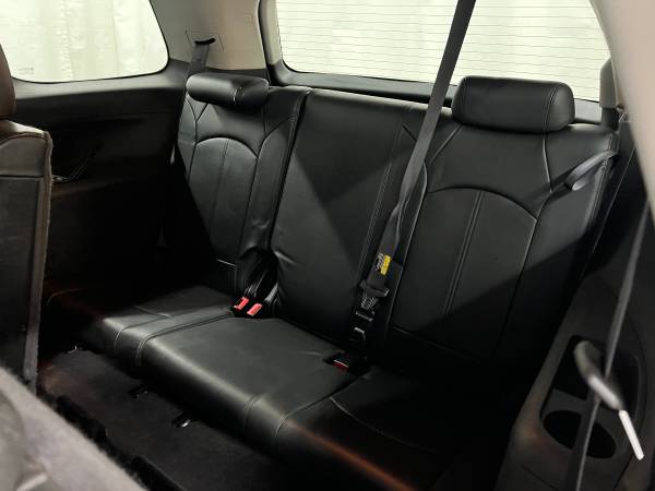 2011 GMC Acadia SLT-1 AWD - Photo 10