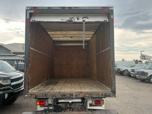 2000 GMC W 4500 - Photo 11