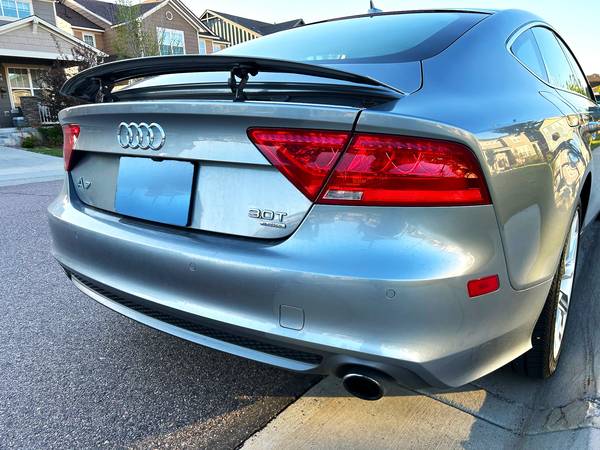 Audi A7 Premium 2014: Elegancia deportiva en plata hielo – Condición impecable - $26,000 (Englewood)63619924079745124