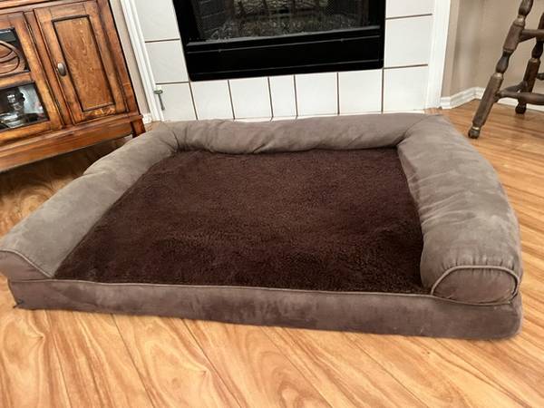 Large Dog Bed 1