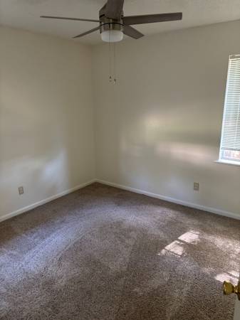 $1,375 / 3br - 1000ft2 - 3 bedroom, 1 bath (Tyler)64037558705025122