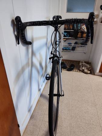2001 Cannondale R500 CAAD completo Shimano 105 R7000 Neo-Retro - $2.000 (Aina Haina)62960752365955123