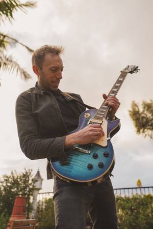 Looking for Keyboard, Guitarist63963640215043120