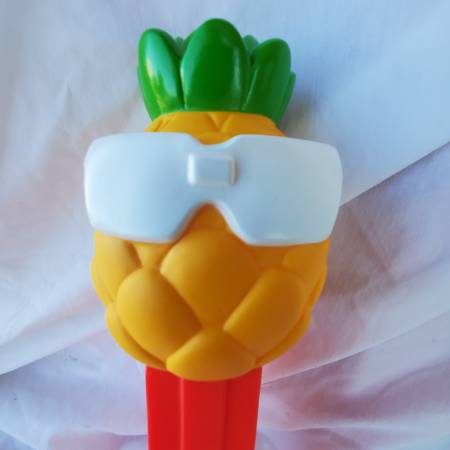 Vintage 2000 GIANT PEZ Pineapple Bank 12 Inches Tall New 1