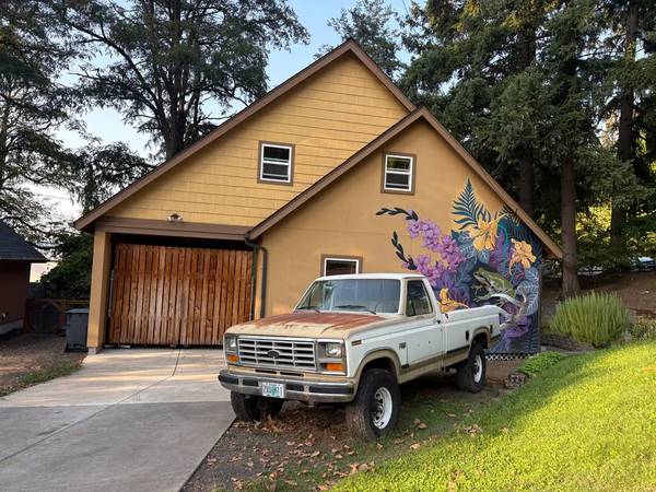 $912 / 2br - Welcome to The Friendly Frog House! (Washington St Eugene, OR 97405)63977275329795120