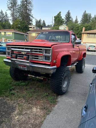 1987 SWB CHEVROLET SILVERADO SHORT BED BOX HIGH ROLLER MONSTER CHEVY - $12,500 (SPOKANE VALLEY)63617879758721123