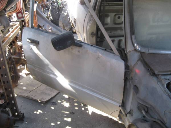 84-88 Toyota right door shell 1