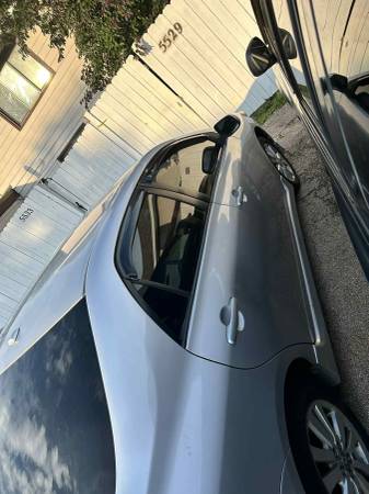 Toyota Corolla s - $4,000 (Lake in the Hills)63618826118403122