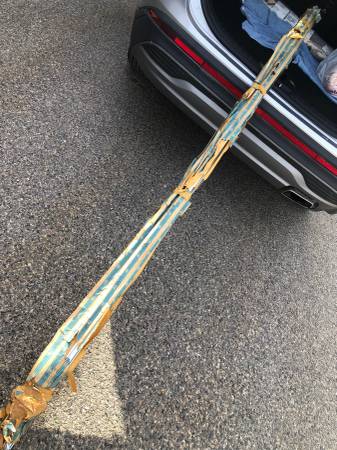 NOS 1964 Olds Dynamic 88 H.C., Convertible RH Quarter Molding 384816 1