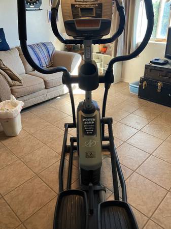 NordicTrack Elliptical E7sv 1