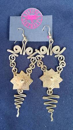 Flying Elephants Long Brass Wire Dangle Earrings Pierced NEW 1