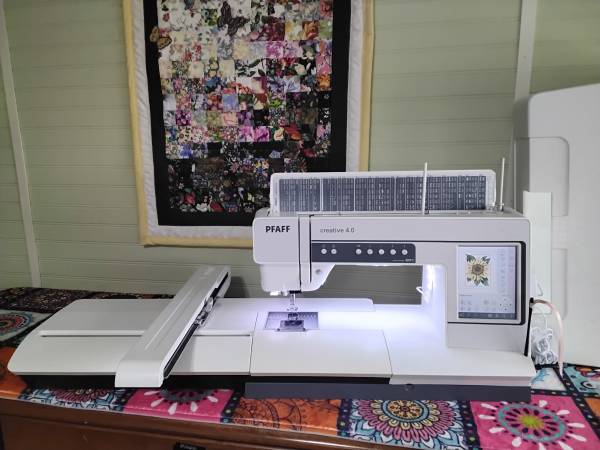 Pfaff Creative 4.0 Sewing & Embroidery Machine 1