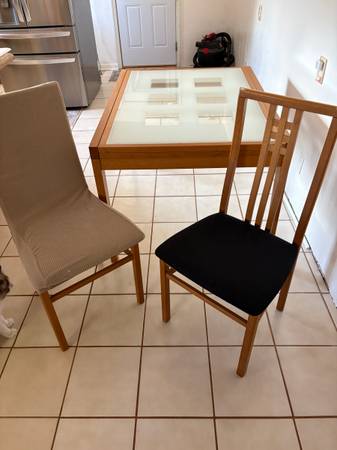 Copenhagen Table and Chairs 1