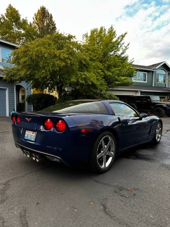2005 Chevrolet Corvette 1