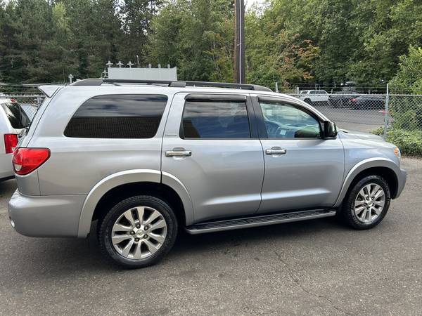 2014 Toyota Sequoia Limited 4WD --Clean title, Loaded, Low Miles, Nice - $29,950 (kirkland)63441888931459123