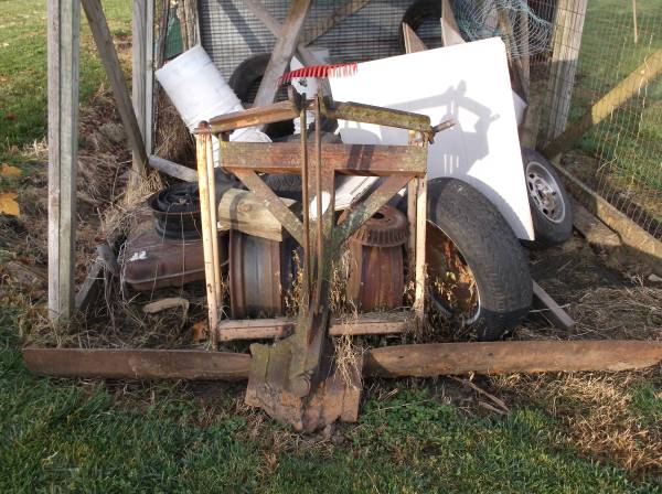 Old 3 point tractor Blade 1