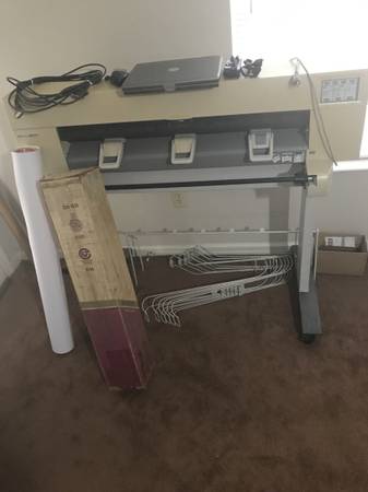 Used HP DesignJet 450C InkJet Plotter w/ computer & Software 1
