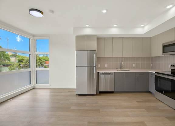 1 Butterfly Key Entry System, 1bd 1ba, Located in Berkeley 1