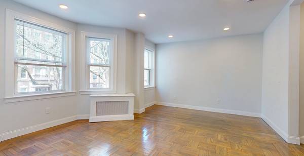 $2,750 / 1br - Fenway 1 Bed w/ Private Patio + In-Unit Laundry – $2,750 (Boston)63996834310787121