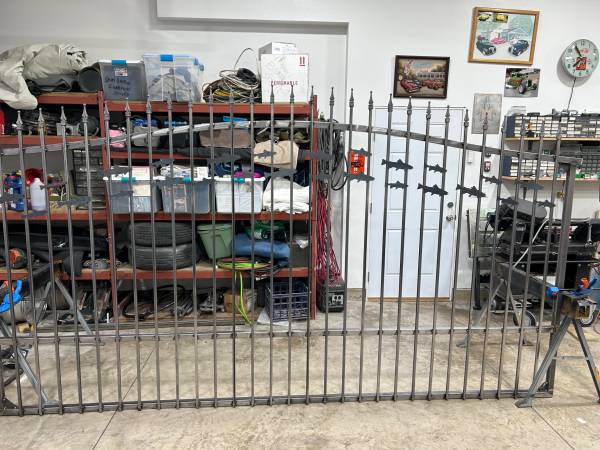 Custom 12' driveway gate 1