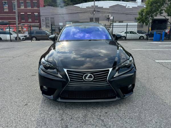 Lexus - $12,800 (Bronx)63654714356995122