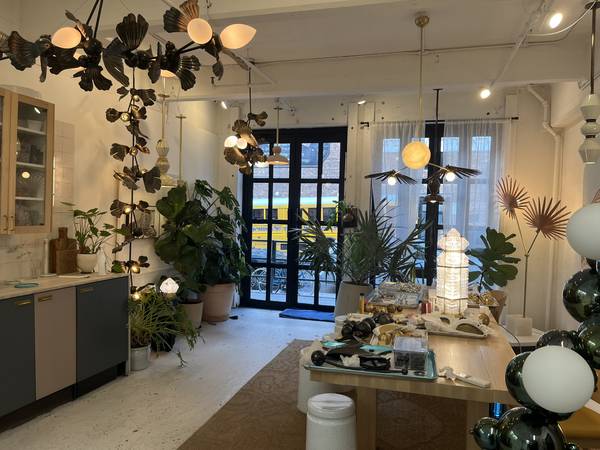 Unique Ground-Floor Studio & Retail & Office 1