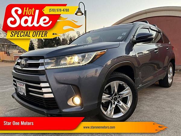 2018 Toyota Highlander Hybrid Limited AWD 4dr SUV 1