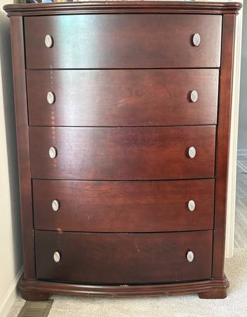 5-Drawer Chest 1