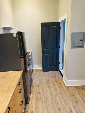 $750 / 400ft2 - Small Studio Available for Rent (Over-the-Rhine)63974612512002124