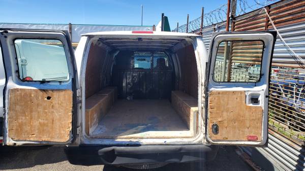 2014 FORD E-250 CARGO - $10,900 (Brooklyn)63614064573571124
