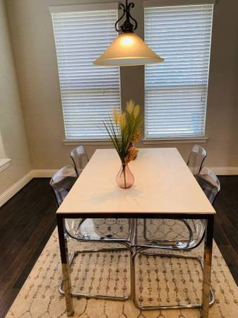Dining Set (Table + 4 chairs) 1