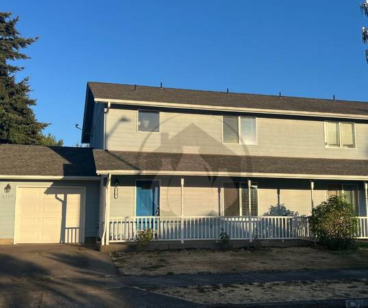 $2,195 / 3br - 1400ft2 - **$500 Off First Full Months Rent-**Townhouse- Ready to move in (NE)63660444293123120