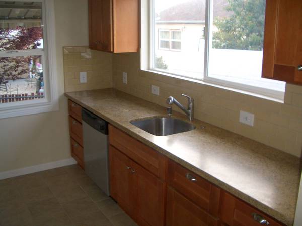 $2,700 / 2br - Próximamente! Casa de 2 dormitorios (oakland east)63880132721411123
