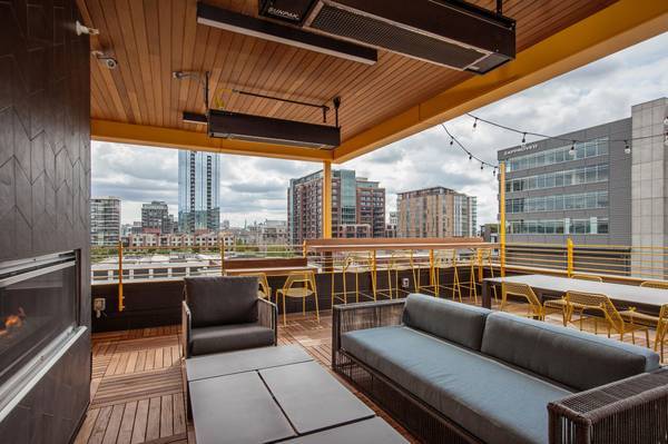$2,162 / 2br - 719ft2 - Available Now! 2 Bedroom with fantastic deal! 1 month + $500.00 (Portland)63820848902659120