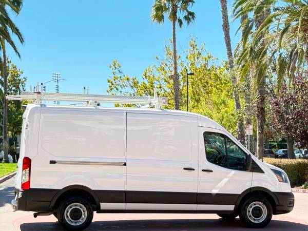 2022 Ford Transit 250 3dr - Photo 10