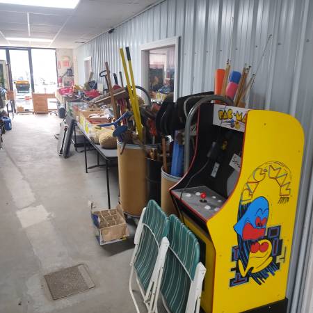 Yard sale photo
