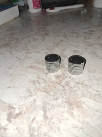 Guitar knobs silver 1