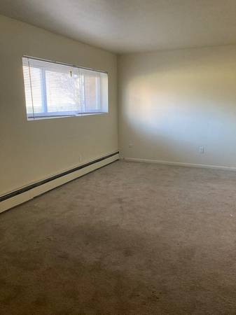 $725 / 1br - 1 Habitación Disponible Ahora (Akron/Tallmadge)63621870771969124